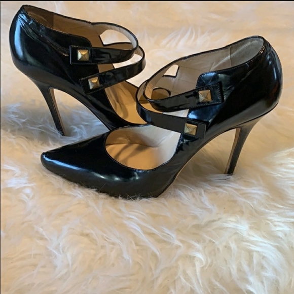 Jimmy Choo Black Patent Heels with Gold Accents - Picture 1 of 4